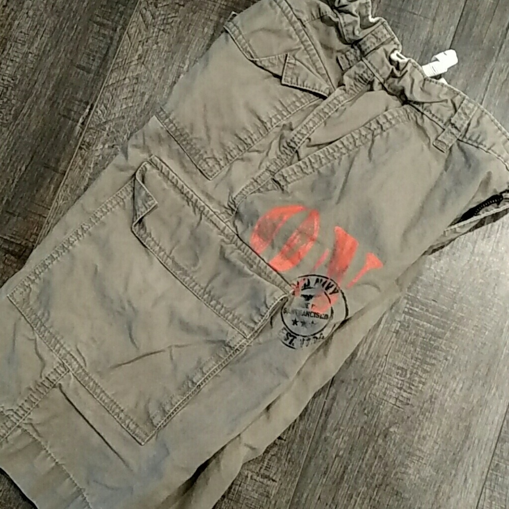 Shorts - Picture 3 of 4